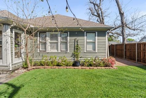 1002 W Cottage Street Houston TX 77009