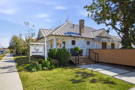 1002 W Cottage Street Houston TX 77009