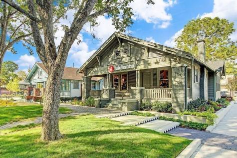 1002 W Cottage Street Houston TX 77009