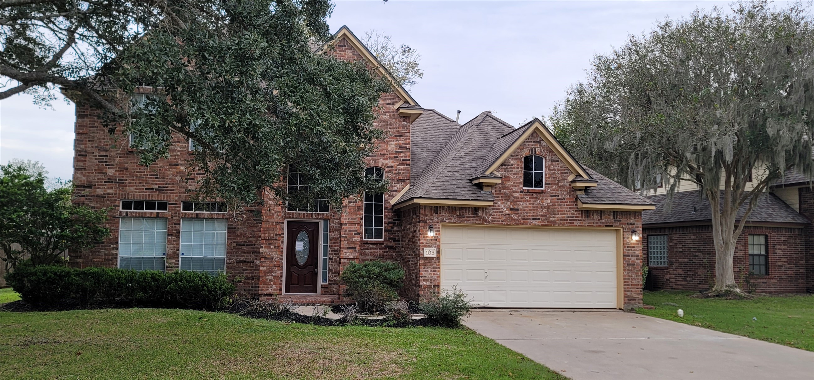 103 Thyme Trail Lake Jackson TX 77566
