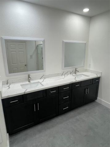 2110 Chenevert Street 8 Houston TX 77003