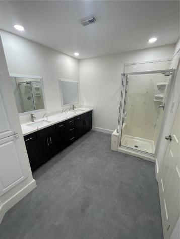 2110 Chenevert Street 8 Houston TX 77003
