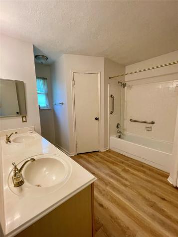 15662 Pebble Lake Drive Houston TX 77095