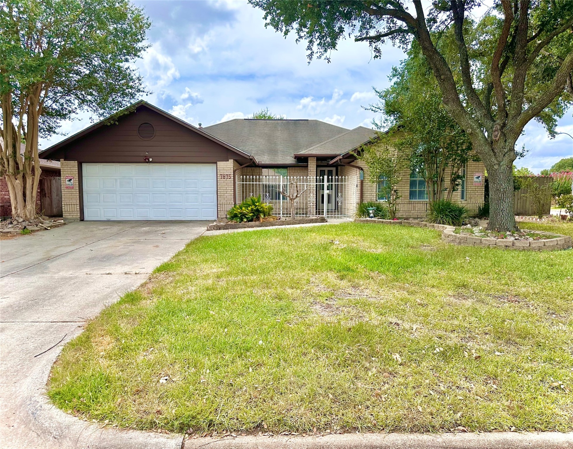 7875 Log Hollow Drive Houston TX 77040