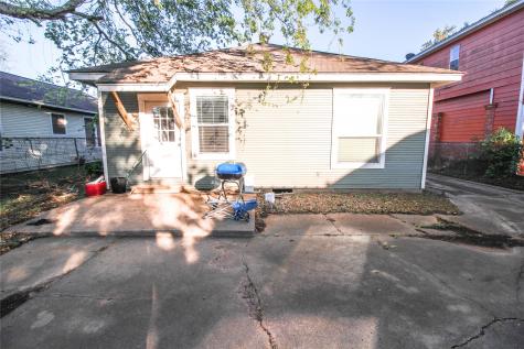 705 N Rusk Street Wharton TX 77488
