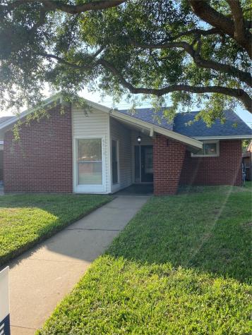 6814 Golf Crest Drive Galveston TX 77551
