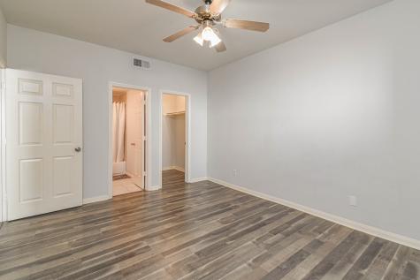 6289 Wilcrest Drive 5203 Houston TX 77072