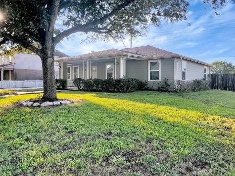 2 Becca Court Brookshire TX 77423