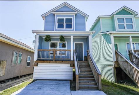 5419 Avenue N 1/2 Galveston TX 77551