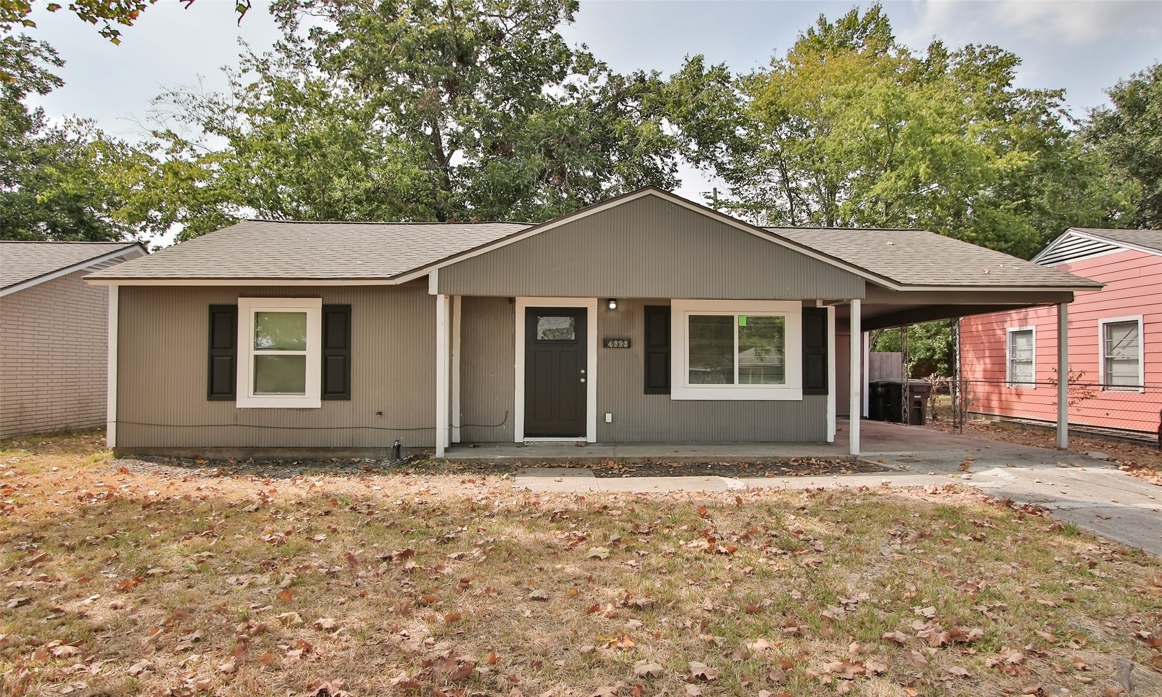4826 Larkspur Street Houston TX 77033