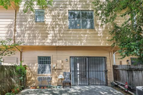 7700 Creekbend Drive 70 Houston TX 77071