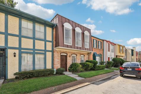 7700 Creekbend Drive 70 Houston TX 77071
