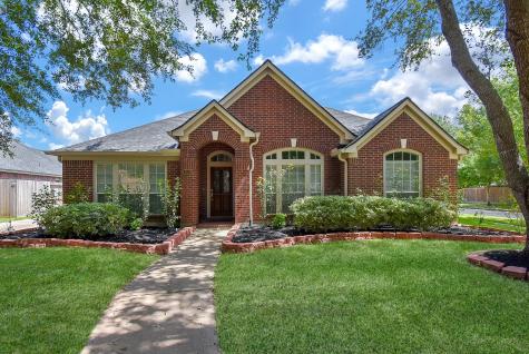 1502 Mustang Lake Court Richmond TX 77406