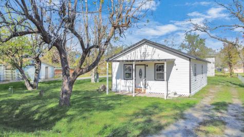 614 Koym Street East Bernard TX 77435