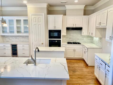 7615 Shady Villa Walk Houston TX 77055