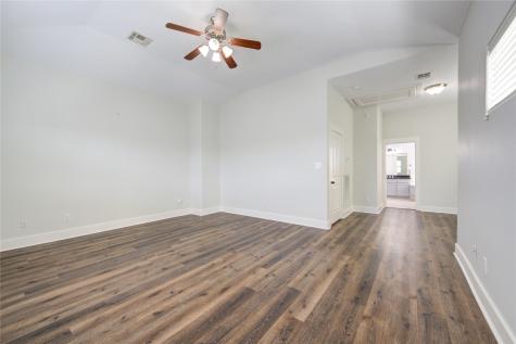 1121 W 17th Street B Houston TX 77008