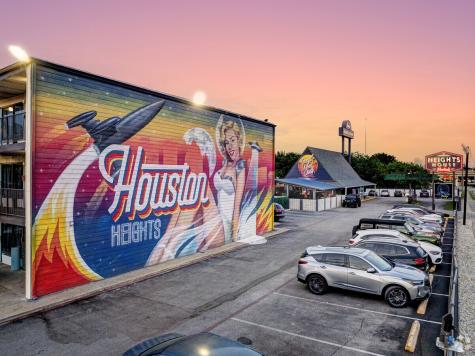 1121 W 17th Street B Houston TX 77008