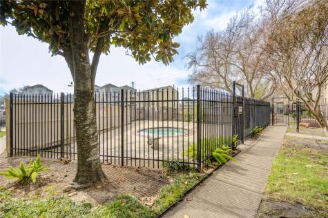 2120 Wilcrest Drive 226 Houston TX 77042