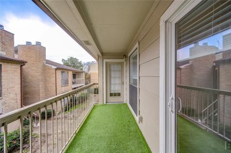 2120 Wilcrest Drive 226 Houston TX 77042
