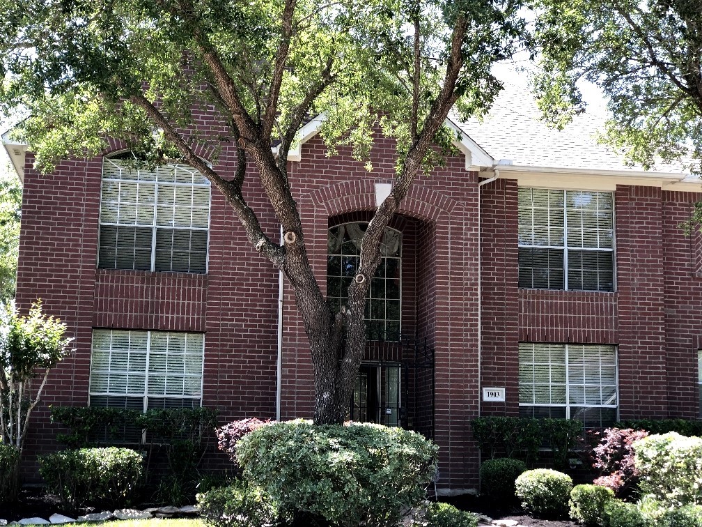 1903 Crescent Oak Drive Missouri City TX 77459