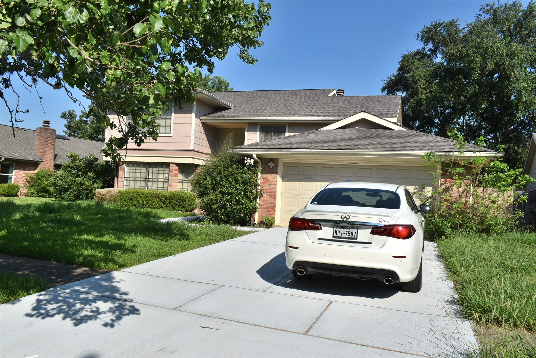 2930 Colony Drive Sugar Land TX 77479