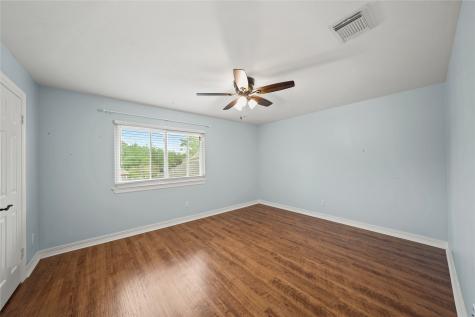 2654 Milburn Drive League City TX 77573