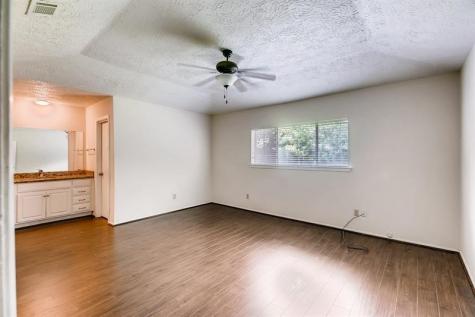 215 Redbud Circle League City TX 77573