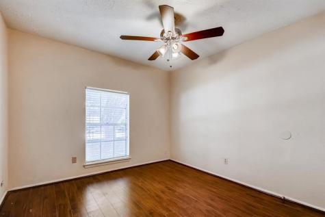 215 Redbud Circle League City TX 77573