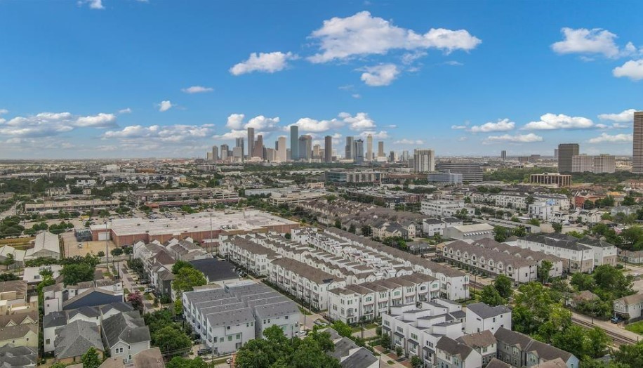 4406 Eli Street C Houston TX 77007