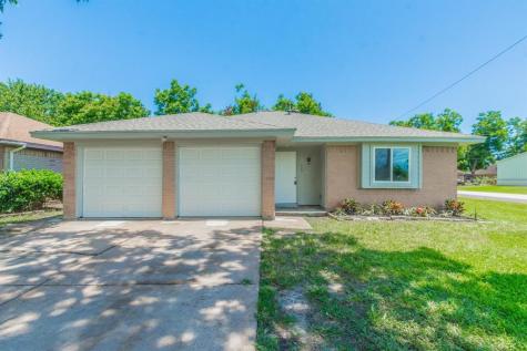 929 S 4th Street La Porte TX 77571