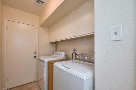 2002 Yorktown Court N League City TX 77573