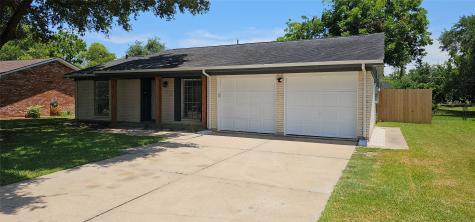 122 Talisman Street Lake Jackson TX 77566