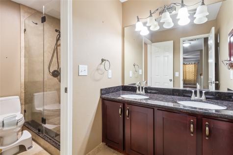 10306 Logan Bridge Lane Sugar Land TX 77498