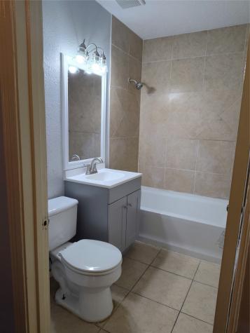 4817 Maggie Street Houston TX 77033