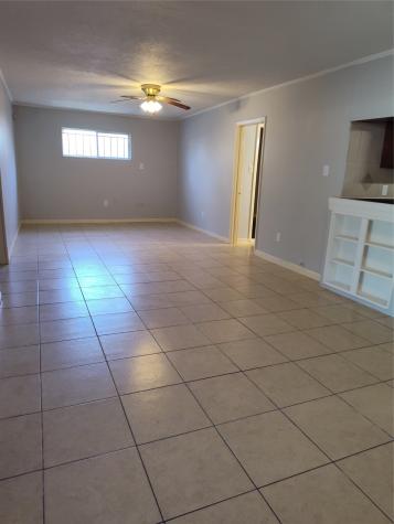 4817 Maggie Street Houston TX 77033