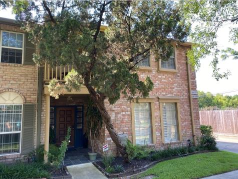5801 Lumberdale Road 239 Houston TX 77092
