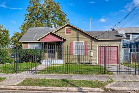 4705 Vernon Street Houston TX 77020