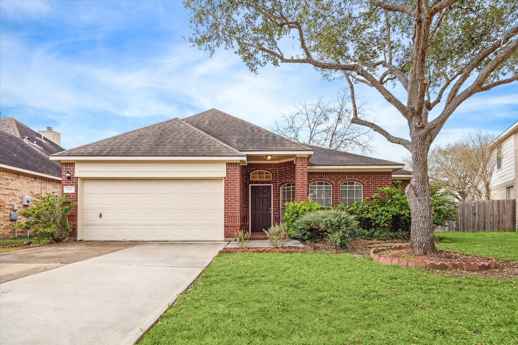 910 Quiet Water Court Sugar Land TX 77479