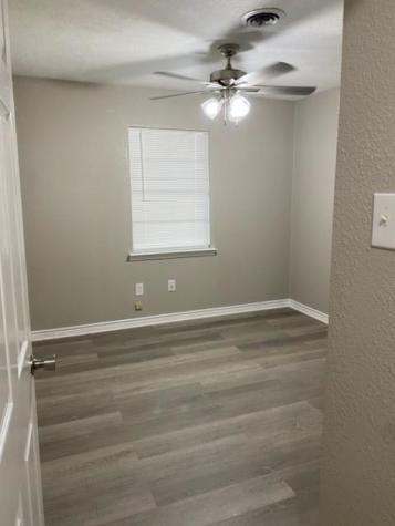 212 S 5th Street Nederland TX 77627