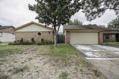 819 Seamaster Drive Houston TX 77062
