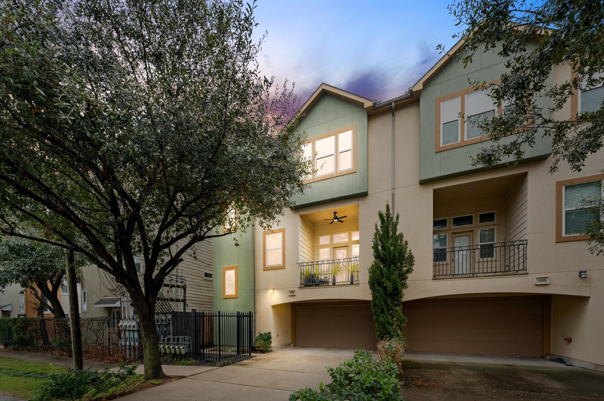 928 W 26th Street Houston TX 77008