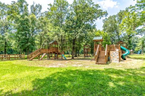 998 Cypress Lakes Circle Cleveland TX 77327
