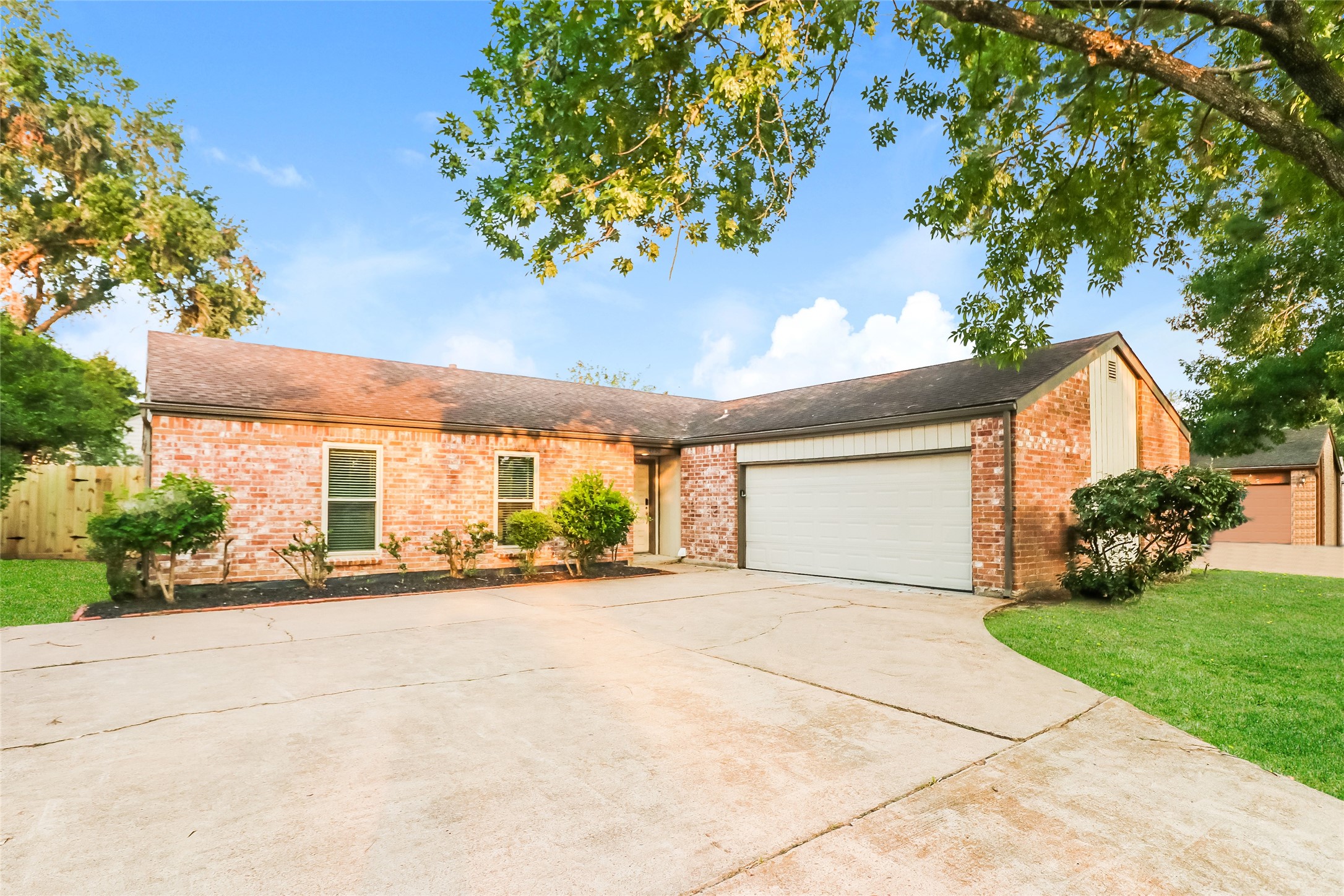 4750 Eagle Trail Drive Houston TX 77084