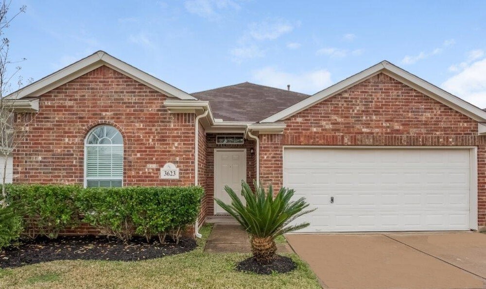 3623 Elmwood Dale Drive Fresno TX 77545