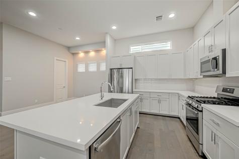 1021 Roberts Street Houston TX 77003