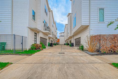 1021 Roberts Street Houston TX 77003