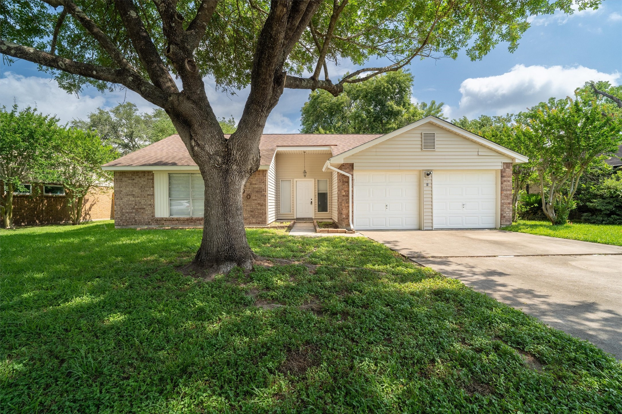 2790 Wood Hollow Drive League City TX 77573