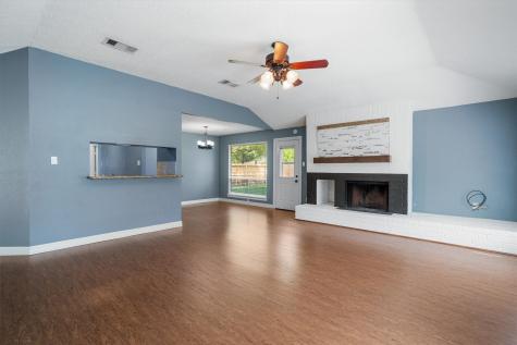 2790 Wood Hollow Drive League City TX 77573
