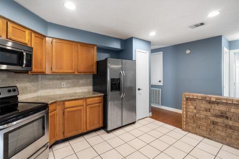 2790 Wood Hollow Drive League City TX 77573