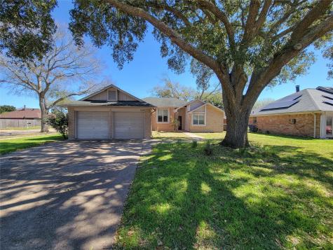 2638 Village Oak Drive Katy TX 77493
